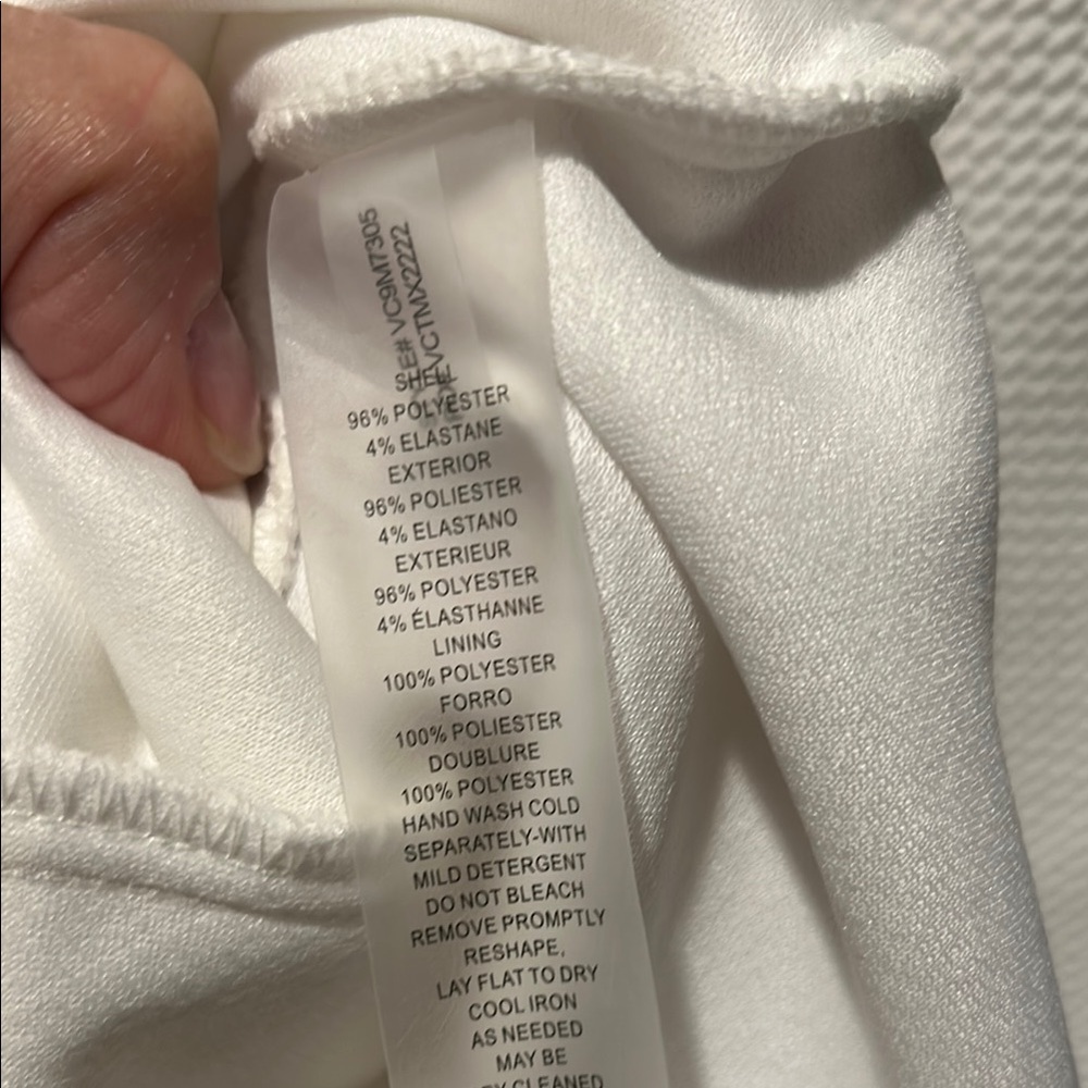 Vince Camuto White Dress with Gold Embellishments barely worn size 10 - Picture 6 of 6